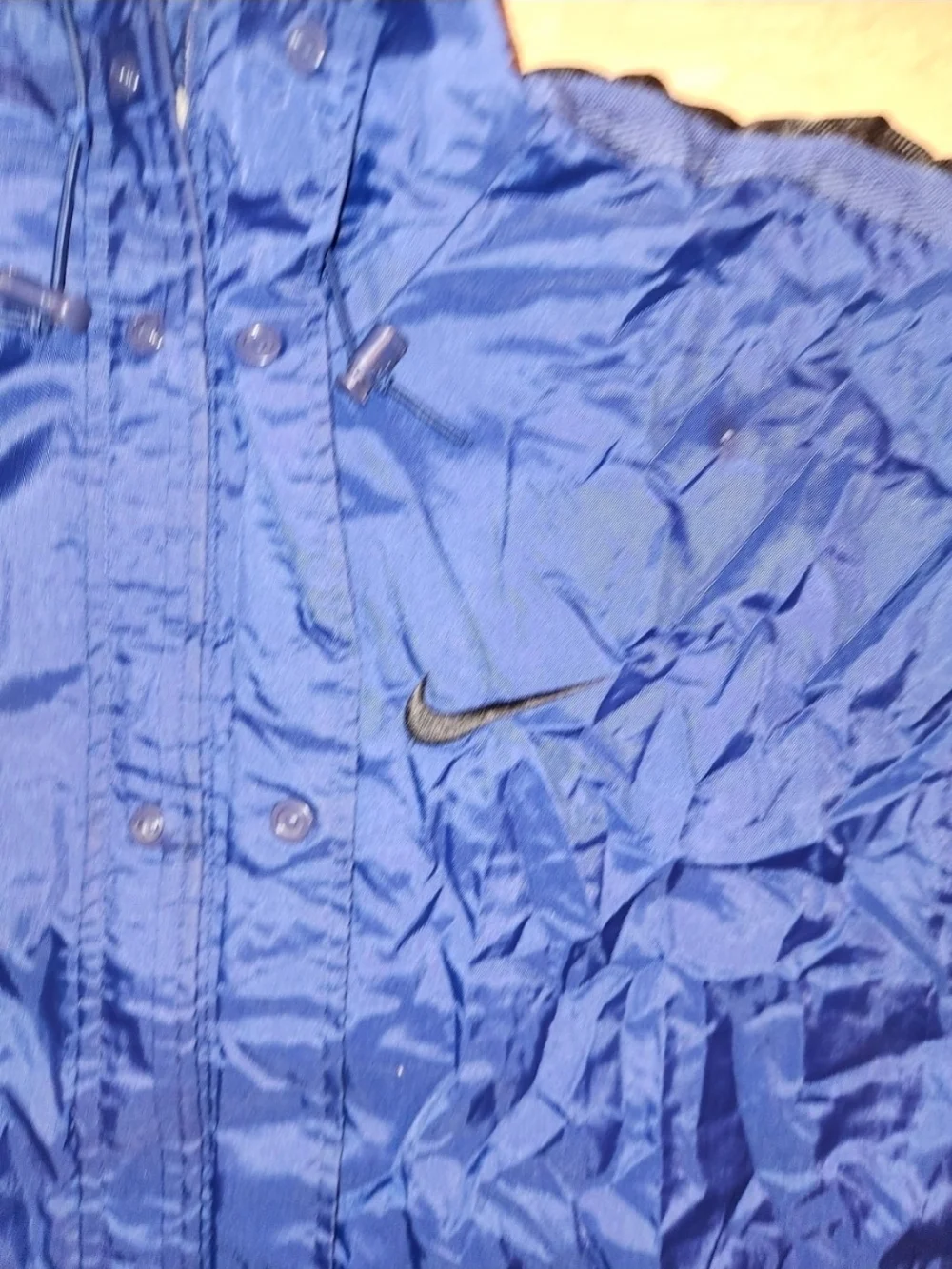 Nike Men's Hooded Windbreaker Jacket in Royal Blue with Black Accents